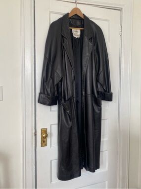 Vintage 1980s Saks Fifth Avenue Maxima long black leather coat